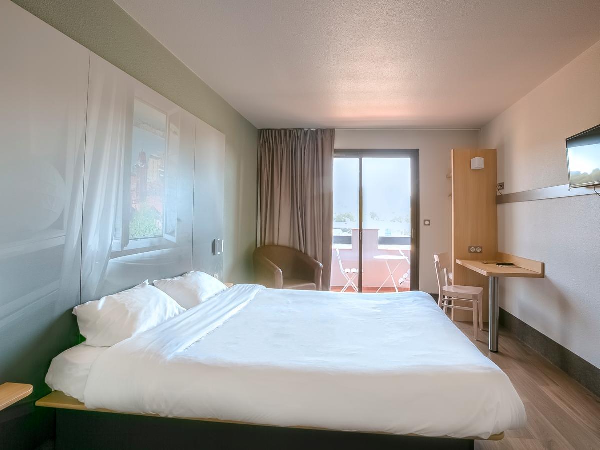 B&B Hotel Villeneuve Loubet Village מראה חיצוני תמונה