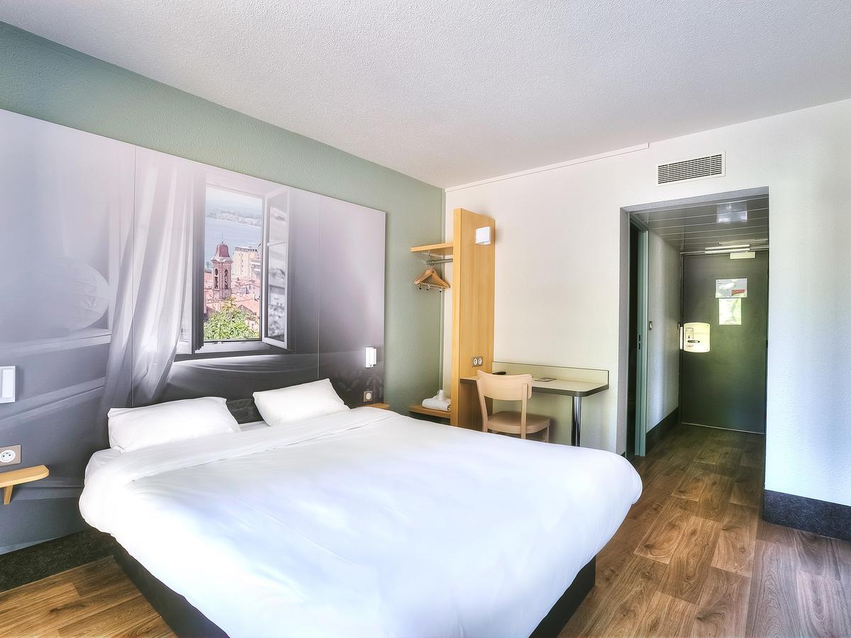 B&B Hotel Villeneuve Loubet Village מראה חיצוני תמונה