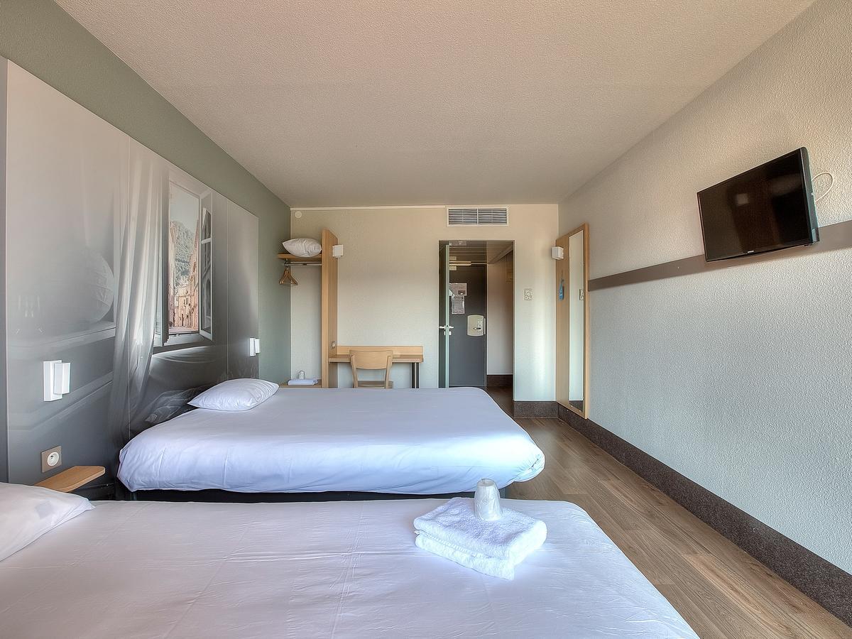 B&B Hotel Villeneuve Loubet Village מראה חיצוני תמונה