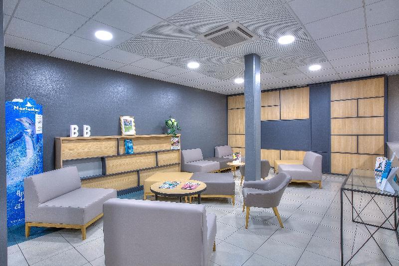 B&B Hotel Villeneuve Loubet Village מראה חיצוני תמונה